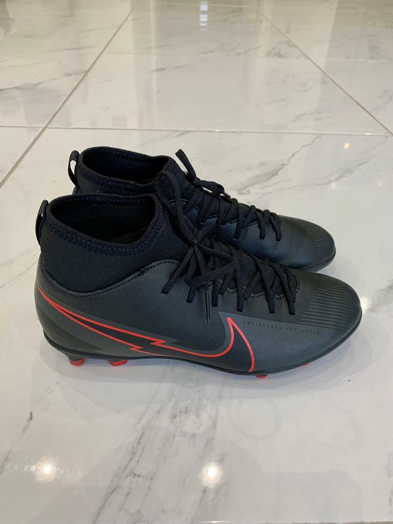 nike mercurial size 4.5
